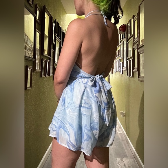 Streetwear Society Romper - Picture 2 of 5